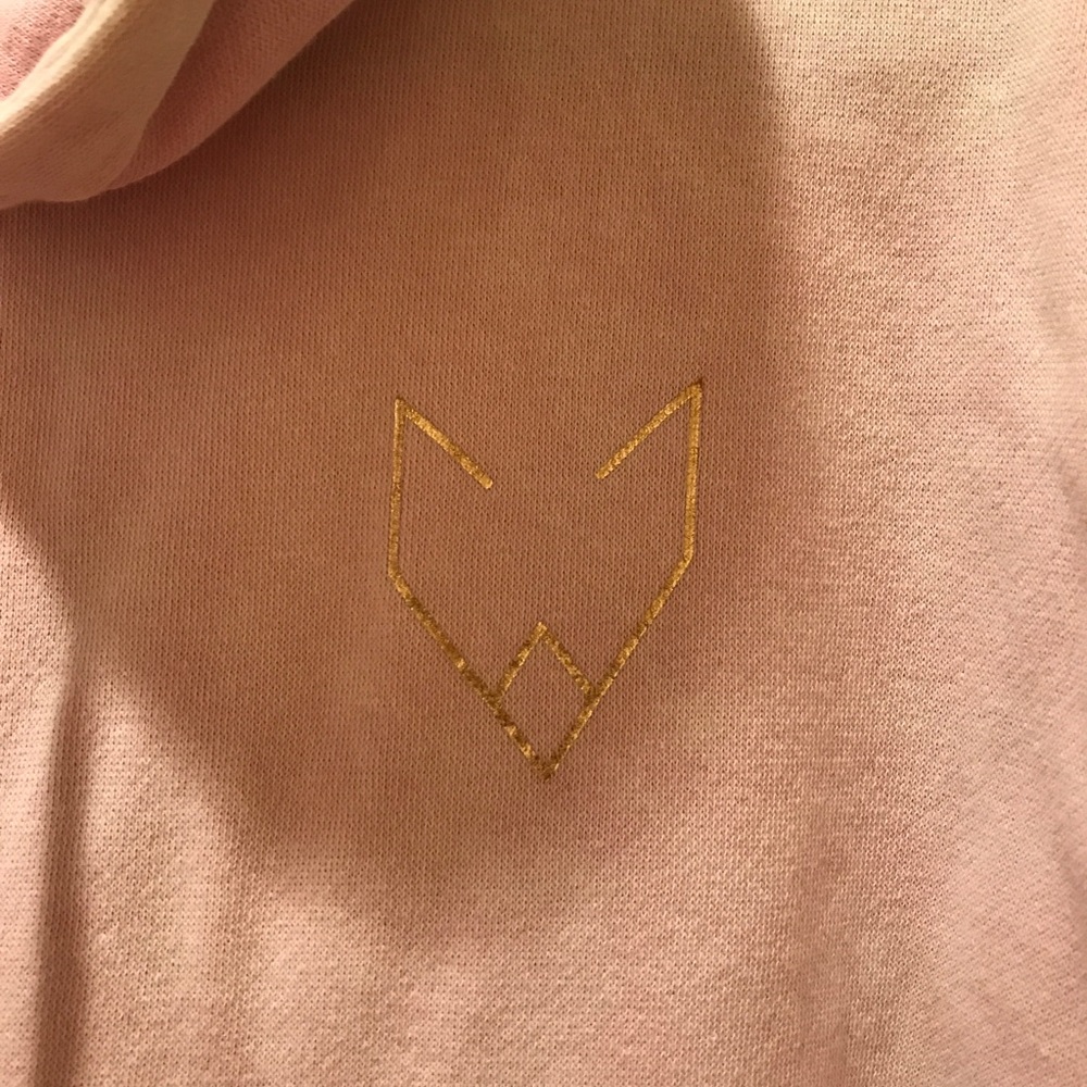 Women’s Size M Sweatshirt - Picture 6 of 7